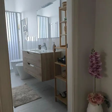 Kır Evi Shine Flowers Scordia
